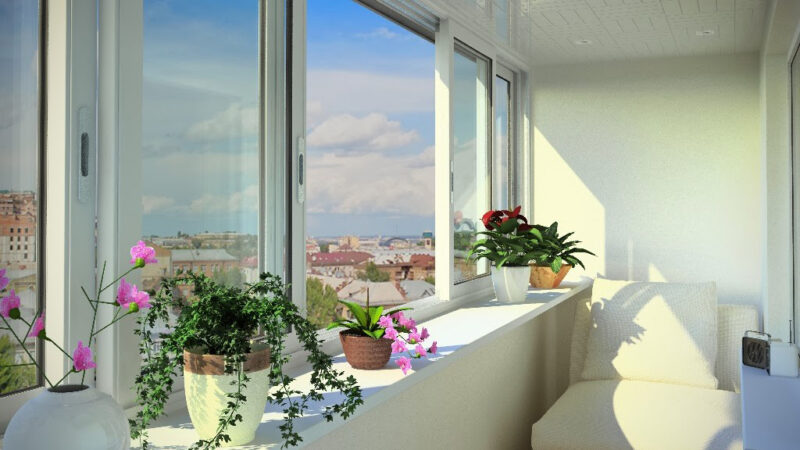 Теплое остекление балконов и лоджий: комфорт и энергоэффективность на вашем пороге