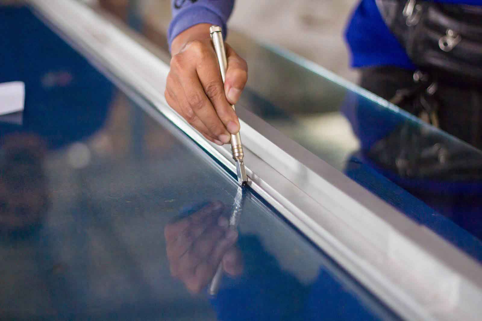 Производство зеркал и стекол на заказ от стекольной мастерской «Мир Стекла»